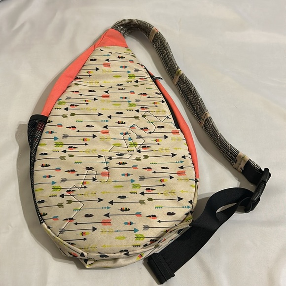 KAVA One Strap Shoulder Bag - Picture 2 of 5